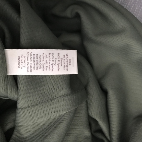 CHARMING CHARLIE SIZE MEDIUM LARGE FLORAL PRINT BELL SLEEVE V-NECK DRESS - Picture 5 of 5